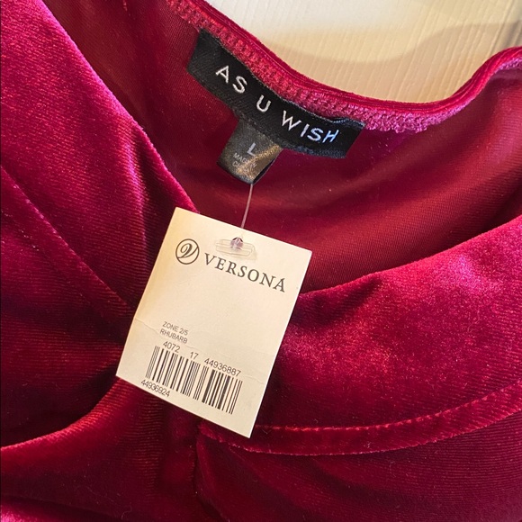 Versona AS U WISH Velvet Velour Rhubarb Crop Top - Picture 9 of 10